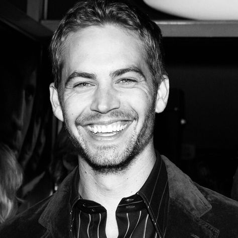 Paul Walker, World Smile Day, Touched By An Angel, Paul Walker Pictures, Chinese Proverbs, Paul Walker Photos, Heart Beating Fast, Young And The Restless, Your Smile