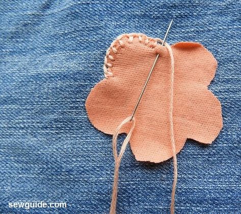 Blanket Stitch Applique By Hand, Embroidery Applique By Hand, Diy Fabric Applique, Hand Applique Stitches, How To Applique For Beginners, Applique Stitches Hand, Diy Purse For Toddler, Hand Applique Patterns, Easy Hand Embroidery Designs