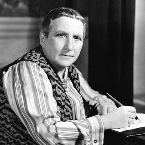 16 Slightly Absurd Quotes by Gertrude Stein | LIteraryLadiesGuide Gertrude Stein Salon, Gertrude Stein Quotes, Gertrude Stein, Fly On The Wall, Young Writers, Art And Literature, Author Quotes, Beginning Writing, Beautiful Mind
