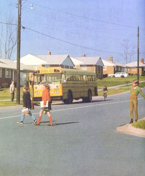 SUBURBAN SOUL on Tumblr 1960s Suburbia, 50s Suburbia Aesthetic, 50’s Aesthetic, School Buses, Film Inspiration, Vintage Americana, American Dream, 로고 디자인, Character Aesthetic