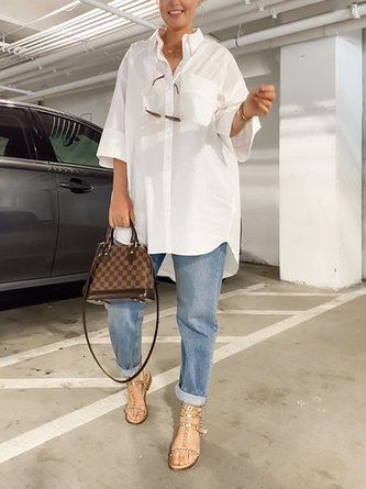 Estilo Chic Casual, White Shirt And Jeans, Stylish Outfits For Women Over 50, Casual Chic Outfits, Shirt And Jeans, Over 60 Fashion, Look Blazer, Elegante Casual, Loose Shirt