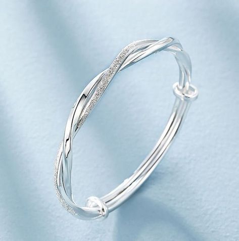 This pieces of gorgeous and eye catching, they will be sure to get you noticed! These make great gifts for anyone, and are sure to hold much sentimental value for years to come! Silver Bracelet Designs, Bracelets Design, Geometric Bracelet, Korean Jewelry, Adjustable Bangle Bracelet, Bracelet Argent, Sterling Silver Cuff Bracelet, Christmas Gift Jewelry, Woven Bracelets