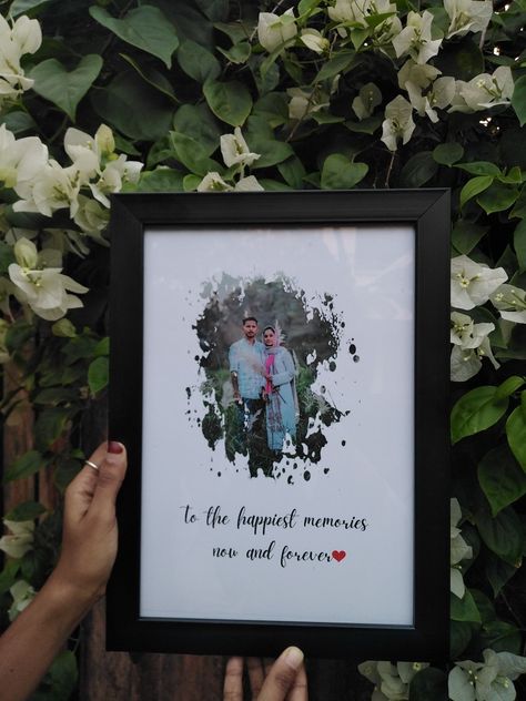 Wedding Anniversary Frames Pictures, A3 Frame Ideas, Single Photo Frame Ideas, Marriage Frames Wedding Ideas, Couple Frame Ideas, Shirt Hamper, Couple Photo Frame, Google Birthday, Marriage Frame
