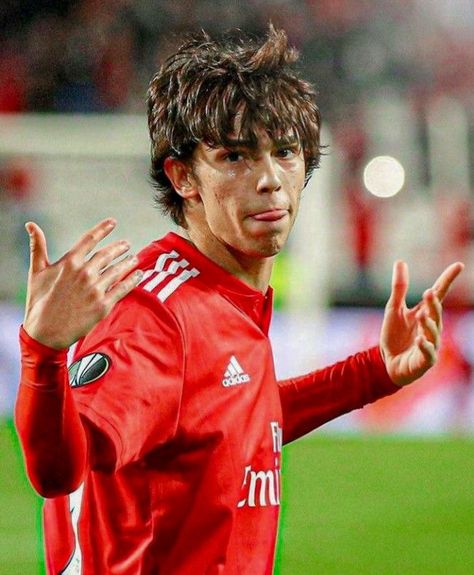 Cute Soccer Boys, Joao Felix Pfp, Soccer Photo, Soccer Men, Football Boyfriend, Cute Football Players, Soccer Boyfriend, Football Players Images, Fc Chelsea