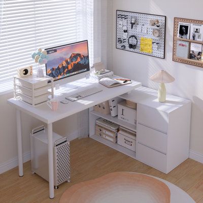 If you're looking for a small home desk with ample tabletop and storage space in the corner of your room, especially if space is limited, this is the desk for you! With a 47-inch wide desktop that can be turned left or right to suit your needs and extends freely horizontally, this desk comes with two tiers of open shelves that provide hassle-free space for basic office supplies. Meanwhile, the 3 drawers are ideal for storing important documents or personal items. The spacious upper open shelf ca Desk Setup Printer, Homary Desk, Corner Desk Study, Corner Desk Storage, L Shaped Ikea Desk, Vanity And Office Desk Combo Bedroom, Bedroom With Corner Desk, Classroom Sitting Arrangement Desks, Artsy Desk Setup