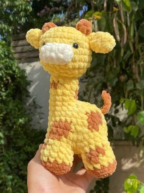 29 Adorable Amigurumi Giraffe Crochet Patterns to Make: Easy Tips - A Crafty Life Amigurumi Patterns, Aesthetic Crochet Plushies, Crochet Giraffe Free Pattern Amigurumi, Free Giraffe Crochet Pattern, Giraffe Crochet Pattern Free, Free Crochet Animals, Crochet Animal Ears, Jumbo Amigurumi, Crochet Giraffe Free Pattern