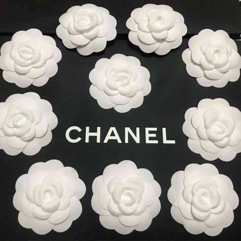 Chanel Camellia Flower - Stickers ( White ) * * * * ( Listing Is For One ) ~ However Will Consider Offers !! Clean / New Never Used Brand New Still Have The Original : “3m” - “Sticky-Paper-Covers” - On The Back Of Stickers ! ** I Also Have A Few Of The “More Rare” - Sparkly Silver Glitter - Camellia Stickers (Also In The Same: Perfect Mint Condition) Chanel Stickers, Chanel Jumbo Flap, Chanel Camellia Flower, Chanel Pouch, Chanel Mini Square, Chanel Bag Black, Chanel Flower, Red Caviar, Chanel Camellia