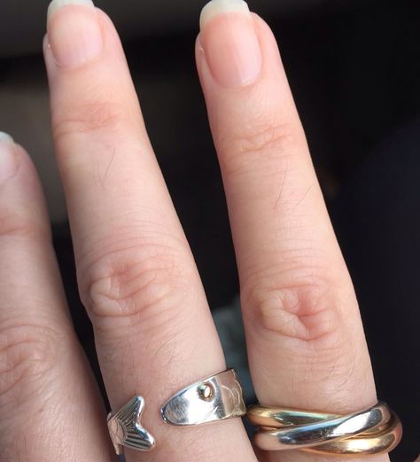 My new fish ring from Eden on Cape Cod. I love how it looks next to my favorite ring in the world...my tricolor gold rolling band ring. #CapeCodJewelry #EdenHandArts Fimo, Fish Rings Jewelry, Quirky Rings, Ring Tour, Jewelry Mood Board, Fish Ring, Dope Jewelry, Jewelry Lookbook, Funky Jewelry