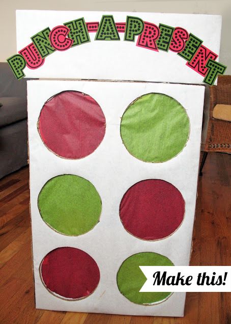 The most fun way to wrap Christmas presents! It's a big cardboard box with smaller sections and to get each gift, you have to punch through the tissue paper. It's like that game on The Price is Right! There's a video tutorial to show you how to make it. Funny Christmas Presents, Fun Christmas Party Games, Birthday Gifts For Brother, Fun Christmas Games, Christmas Games For Kids, Diy Cadeau, Unique Gift Wrapping, Creative Diy Gifts, Navidad Diy