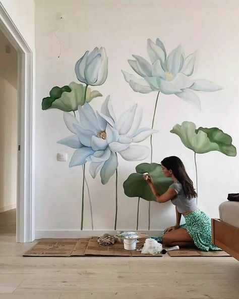 Nature Murals, Hur Man Ritar Blommor, Botanisk Illustration, Studio Vibes, Wall Murals Diy, Flower Mural, Diy Wall Painting, Wall Painting Decor, Mural Ideas