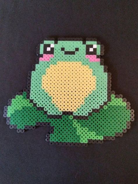 Cute Frog Pixel Art, Frog Pixel Art, Frog On Lilypad, Pixel Art 32x32, Melt Beads Patterns, Hamma Beads Ideas, Easy Perler Bead Patterns, Easy Perler Beads Ideas, Melty Bead Patterns