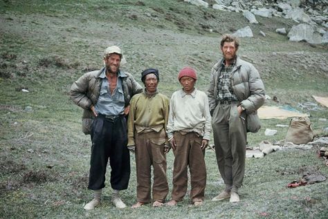 Camino De Santiago, Bearded Men, Santiago, Cho Oyu, Mountaineering Climbing, Alpine Style, On Top Of The World, Historical Place, Top Of The World