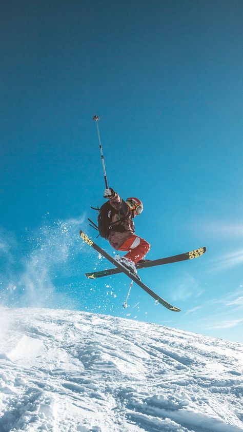 Freestyle Skiing, Adelboden, Skiing Images, Photo Ski, Ski Pics, Ski Pictures, Skiing Aesthetic, Ski Aesthetic, Ski Instructor