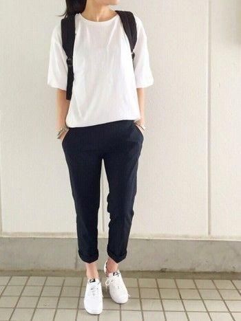 Outfit Chic, Paris Mode, Mode Inspo, Tomboy Fashion, 여자 패션, White T, Casual Style Outfits, Mode Inspiration, Looks Style