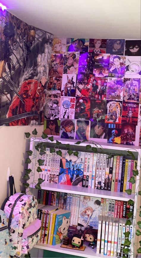 Anime Room Inspo Manga, Anime Manga Aesthetic Room, Anime Themed Room Aesthetic, Aesthetic Room Ideas Anime, Manga Shelves Aesthetic, Anime Room Ideas Boys, Anime Room Ideas Aesthetic, Aesthetic Anime Room Ideas, Small Anime Room Ideas