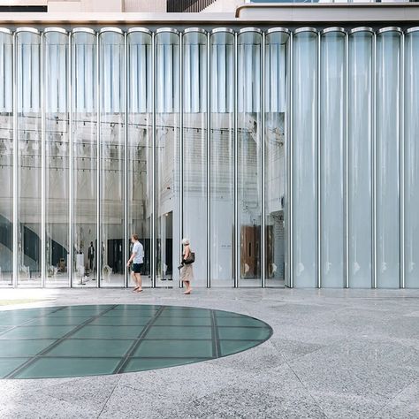 SO – IL completes K11 art and cultural center in hong kong Facade Engineering, Art Basel Hong Kong, Glass Facade, Retail Facade, Space Projects, Glass Facades, Space Images, Curved Glass, Cultural Center