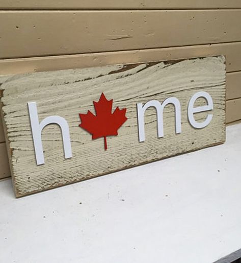 Summer Garden Party Decorations, Canada Decor, Canada Day Crafts, Canada Day Party, Canadian Things, Canada Holiday, Garden Party Decorations, Carpentry Projects, Chair Ideas