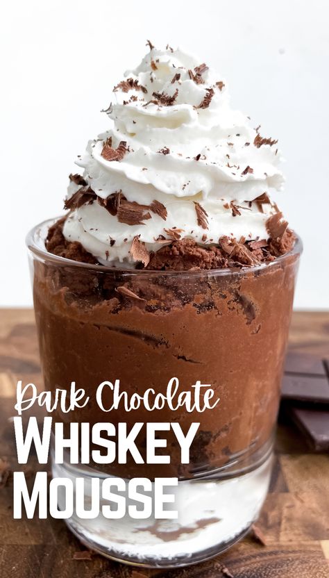 Whiskey Food Recipes, Whiskey Dessert Recipes, Chocolate Chip Mousse, Whiskey Desserts, Homemade Booze, Pudding Recept, Boozy Treats, Whiskey Chocolate, Bourbon Recipes