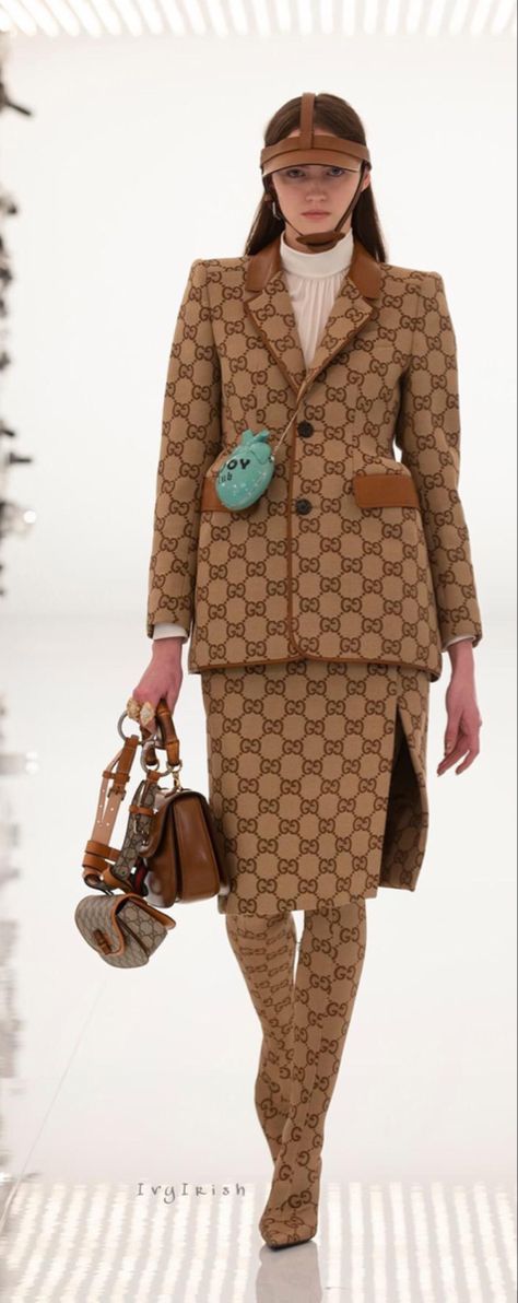 #Gucci #Aria #Collection #Resort #2022 #Fashion #Design #IvyIrish Fashion Designers, Gucci Aria, Italian Fashion Designers, 2022 Fashion, 2024 Fashion, Inspo Outfits, Italian Fashion, Double Breasted Suit Jacket, Fashion Inspo Outfits