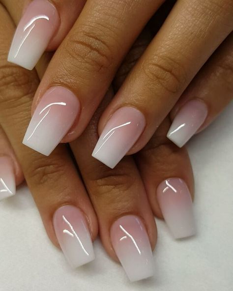Wedding Guest Nails Ideas Almond, French Fade Nails, Manikur Kuku, Ombre Gel Nails, Faded Nails, White Tip Nails, Squoval Nails, French Manicure Nails, Simple Gel Nails
