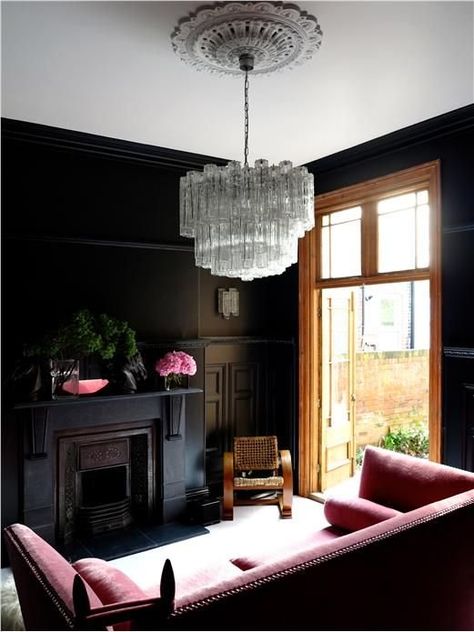 Love it! Plus a velvet sofa with nail head trim and rolled pillows? Swoon. Rosa Sofa, Dark Living Rooms, Black Living Room, Pink Sofa, Dark Walls, Dark Interiors, Style At Home, New Living Room, Black Walls