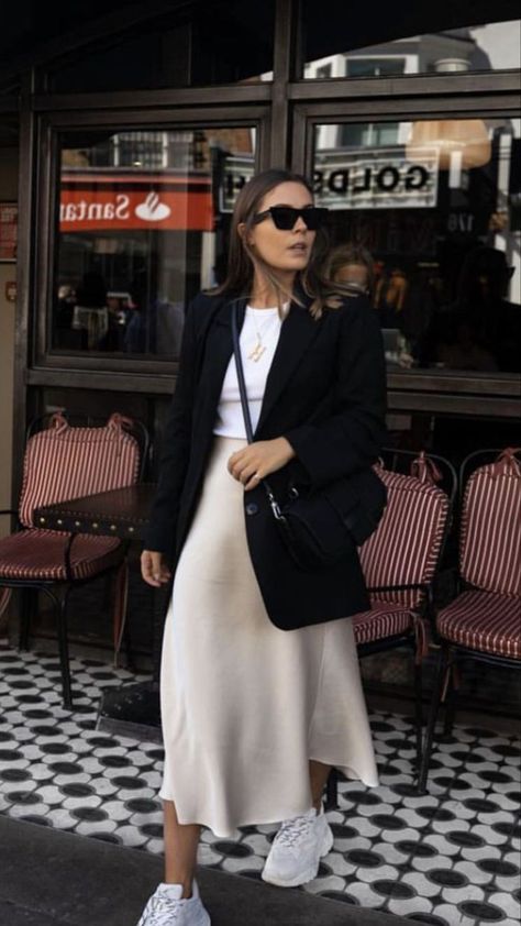 What to Wear in Paris: Your Ultimate Guide to Chic & Appropriate Attire | European Fashion Paris Outfits Aesthetic, Day In Paris Outfit, Spring Baddie Outfits, Street Style French, Midi Skirt Outfit Summer, Elegant Skirt Outfits, Midi Skirt Outfits Summer, French Street Style, Satin Skirt Outfits