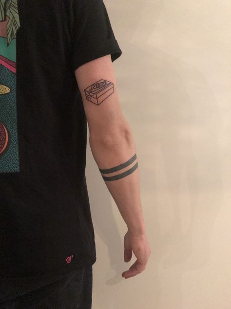 Line Band Tattoo Men, Bands Around Arm Tattoo, Two Line Arm Band Tattoo, Black Stripe Tattoo Arm, Men Arm Line Tattoo, Tattoo Band Forearm, 2 Line Tattoo Arm, Black Band Arm Tattoo, Simple Arm Band Tattoo Designs For Men