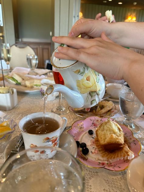 Tea party Tea Party With Friends Aesthetic, Princess Tea Party Aesthetic, Friend Tea Party, Pajama Tea Party, Tea Party Mood Board, Yea Party Aesthetic, Teacups Aesthetic, Tea Room Aesthetic, Stuffed Animal Tea Party