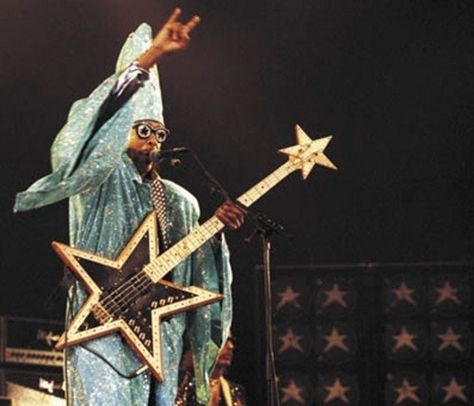 Star child #bootsy Croquis, Soul Music, Parliament Funkadelic, Bootsy Collins, Funk Bands, Arte Hip Hop, Best Guitar Players, I'm With The Band, Black Culture