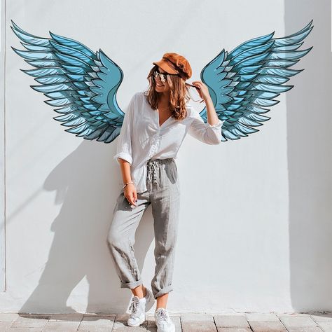 Wings Wall Painting Ideas, Wings Drawing On Wall, Wall Decor For Photoshoot, Wings Painting On Wall, Drawn Wings, Angel Drawing Easy, Wing Wall Art, Wings Photoshoot, Outdoor Mural