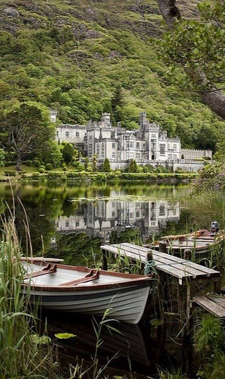 Ireland Travel, Kylemore Abbey, County Galway, Galway Ireland, Galway, Pretty Places, Places Around The World, Belle Photo, Dream Vacations