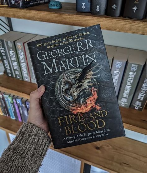 Book Game Of Thrones, House Of The Dragon Book, Fire And Blood Book, Before Trilogy, Dragon Book, Game Of Thrones Series, Game Of Thrones Books, Fire And Blood, Reading Motivation