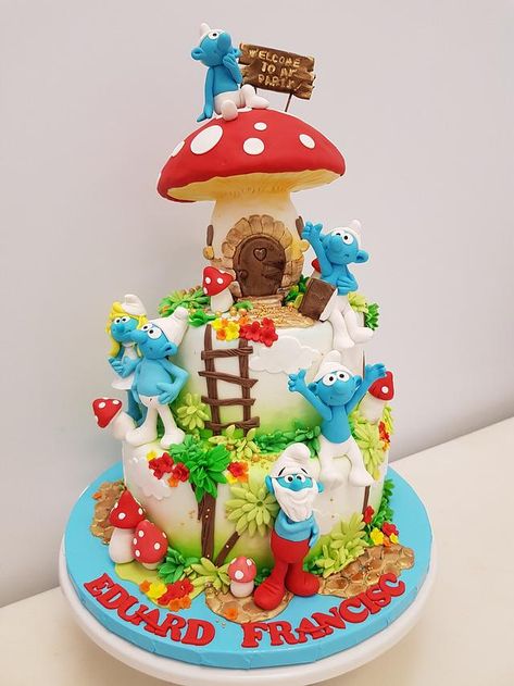 The smurfs party cake by Ionela by GNF ROMANIA Smurfs Party Decorations, Smurfs Cake, 1st Birthday Boy Themes, Smurfs Party, Barnyard Cake, The Smurfs, Cartoon Cake, Creative Cake Decorating