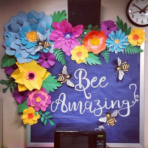 Bee Amazing 3D Flower Bulletin Board Tissue Paper Flowers Bulletin Board, Garden Theme School Decorations, Diy Bulletin Board Flowers, 3d Classroom Bulletin Boards, Believe Classroom Theme, Spring Flowers Bulletin Board, Primary School Bulletin Boards, Amazing Bulletin Board Ideas, Fancy Bulletin Boards