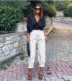 Boho Office Outfit, Casual White Outfit, Casual Outfit For Work, Classic Street Style, Elegantes Outfit Frau, Basic Outfit, Ținută Casual, Stil Inspiration, Modieuze Outfits