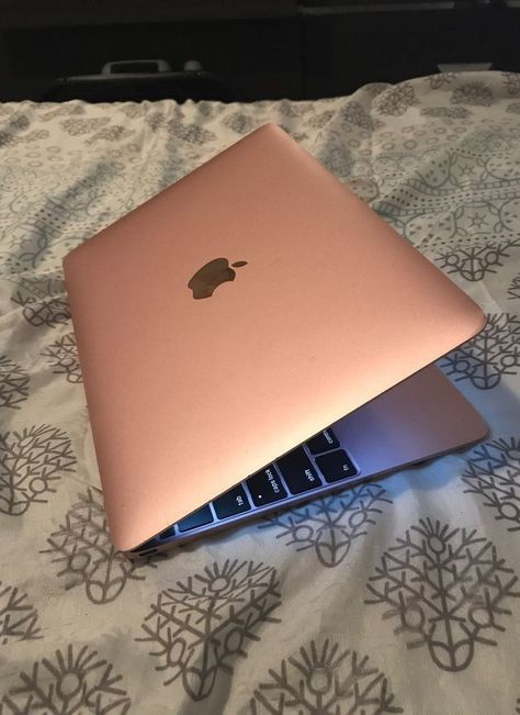 2021 MacBook Specifications: 14-inch MacBook Pro with Touch Bar (Space Grey) 1.4 GHz quad-core 8th gen Intel core i5 Intel Iris Plus Graphics 645 16 GB 2133MHz LPDDR3 256GB SSD Retina display with True Tone Two Thunderbolt 3 ports Touch Bar & Touch ID Backlit Magic Keyboard - US English Accessory Kit . #macbook #apple #itseamins #luxury #lifestyle Macbook Pro Colors, Macbook Mini, Gold Macbook, Apple Computer Laptop, Rose Gold Macbook, Apple Notebook, Apple Laptop Macbook, Pink Macbook, Apple Ipad Accessories