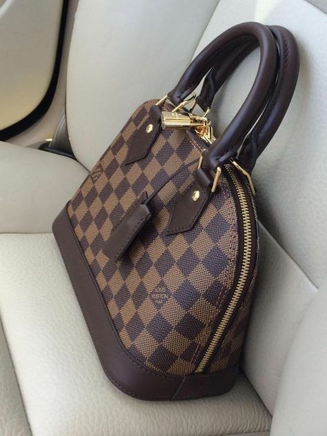 Louis Handbags Vuitton, Sac Lv Louis Vuitton, Louis Vuitton Bb Alma, Luxury Handbags Louis Vuitton Lv Bags, Louis Vuitton Bag Alma Bb, Louis Vuitton Bag Alma, Handbag Louis Vuitton, Lv Bb Alma, Bb Alma Louis Vuitton