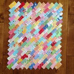 Spun Sugar Quilts: Classic & Heirloom Quilts Book Sew Along Betsy Chutchian, Colchas Quilting, Spun Sugar, Classic Quilts, String Quilts, Heirloom Quilt, Scrap Quilt Patterns, Scrap Quilt, Miniature Quilts