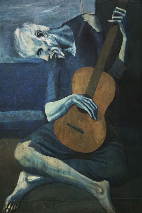 Pablo Picasso, Old Guitarist, 1903 Picasso Famous Paintings, The Old Guitarist, Old Guitarist, Picasso Blue Period, Famous Art Paintings, معرض فني, Picasso Blue, Art Picasso, Guitar Wall Art