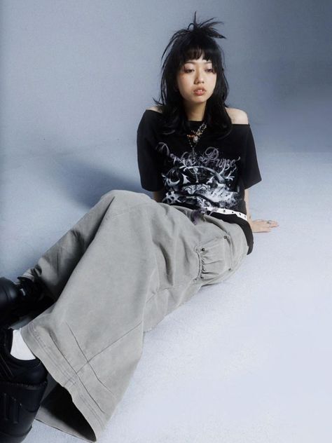 Goth Casual, Harajuku Grunge, Y2k T Shirt, Ropa Hip Hop, 2000s Japanese Fashion, Casual Harajuku, Grunge Y2k, Estilo Grunge, Look Short