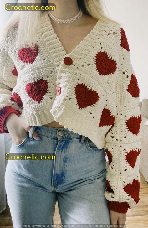 "100 Easy Crochet Projects: Simple Patterns for Beautiful Results!" Crochet Cardigan Tutorial, Chunky Yarn Crochet, Crochet Sweater Design, Crochet Cardigan Free, Crochet Top Outfit, Gilet Crochet, Crochet Fairy, Crochet Cardigan Sweater, Crochet Tops Free Patterns