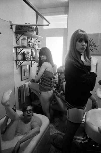 Toni Basil, Teri Garr, Erwin Olaf, Jean Tinguely, Underground Film, Dennis Hopper, Robert Rauschenberg, Tim Walker, And Peggy