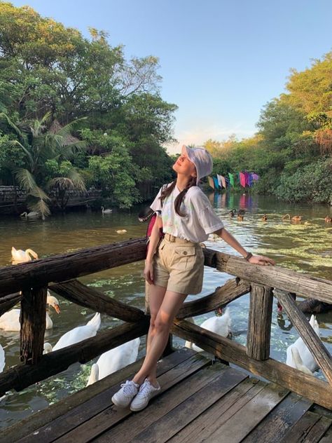 Nature, Camping Ootd Summer, River Date Outfit, Bangkok Aesthetic Outfit, Zoo Outfit Aesthetic, Island Hopping Outfit Philippines, Vietnam Travel Outfit Ideas, Vietnam Trip Outfit Women, Vietnam Style Outfit