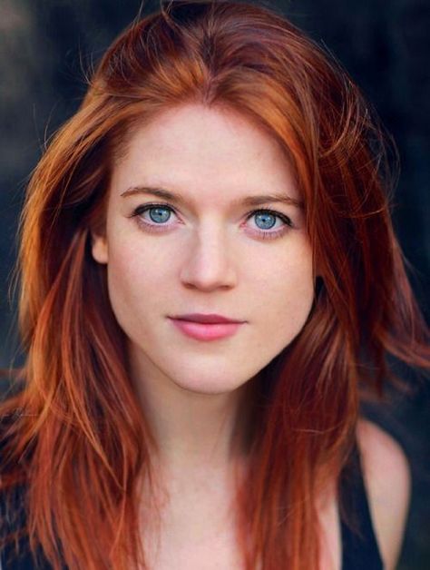 Rose Leslie stunning gorgeous portrait photoshoot, star of Game of Thrones as Ygritte, Downton Abbey, New Town, The Good Fight, and The Last Witch Hunter #ModernClassicBeauties #RoseLeslie #redhead #redheads #Ygritte #GameOfThrones #GoT #style #hairstyle #portrait #portraits #photoshoot Auburn Hair, Red Headed Actresses, Women With Freckles, Rose Leslie, Bright Red Hair, Natural Redhead, Gorgeous Redhead, Color Your Hair, Christian Grey