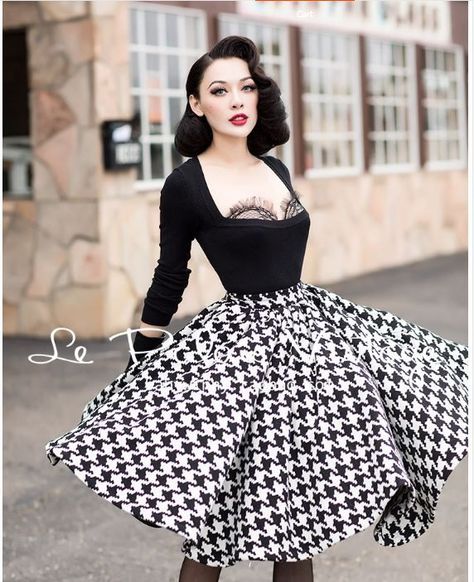 f670ef5d2d6bdf8f29450a970494dd64desc52294658ri 50s Rockabilly Fashion, Retro Revival, Glamour Outfit, Outfit Retro, 1950s Outfits, Rockabilly Girl, Retro Style Dress, Rockabilly Outfits, Glamour Dress