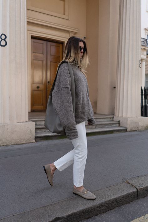 Feminine Fashion, Loafers Outfit Ideas, Gucci Loafers Outfit, Loafer Outfit, Emma Hill, Loafers Outfit, Gucci Loafers, Grey Outfit, Looks Street Style