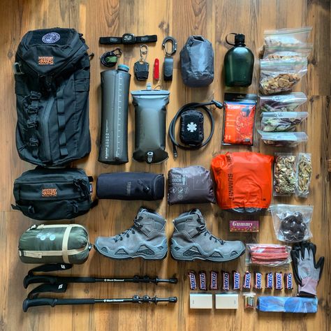 Backpacking Gear, Backpacking Tips, Bushcraft Kit, Camping Gear Survival, Materi Bahasa Jepang, Day Hiking, Hiking Pack, Hiking Essentials, Hiking Bag