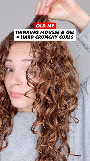 How To Break The Cast On Curly Hair, Making Wavy Hair Curly, Curl Casting, Crunchy Hairstyles, Wavy Hair Mousse, How To Scrunch Wavy Hair, What Products To Use For Curly Hair, Scrunch Hair Tutorial, How To Scrunch Your Hair