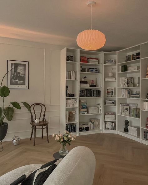 White IKEA BILLY bookcases in a corner of a room Corner Bookshelves Living Room, Ikea Billy Hacks, Billy Ikea Hack, Ikea Bookshelf Hack, Ikea Billy Hack, Bookshelf Corner, Ikea Book, Billy Ikea, Pole Wrap