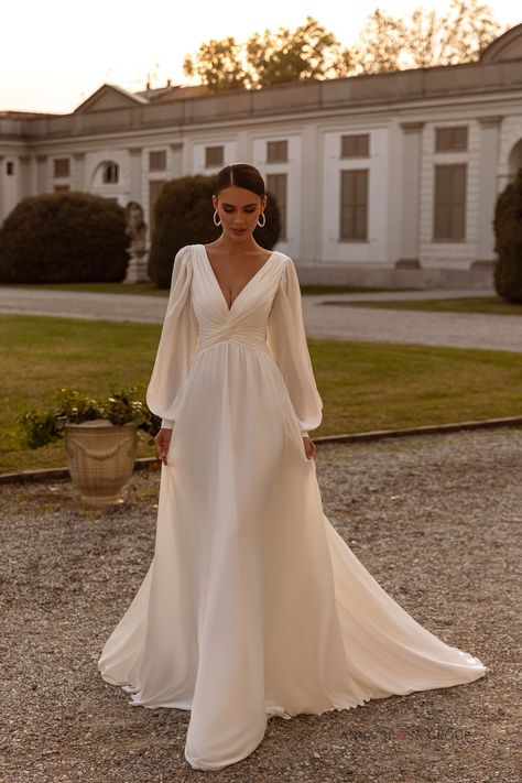 Ivory Chiffon Wedding Dress, Backless Bridal Gowns, A Line Bridal Gowns, Civil Wedding Dresses, Buy Wedding Dress, Classy Wedding Dress, Pretty Wedding Dresses, Glamorous Party, Wedding Dress Chiffon